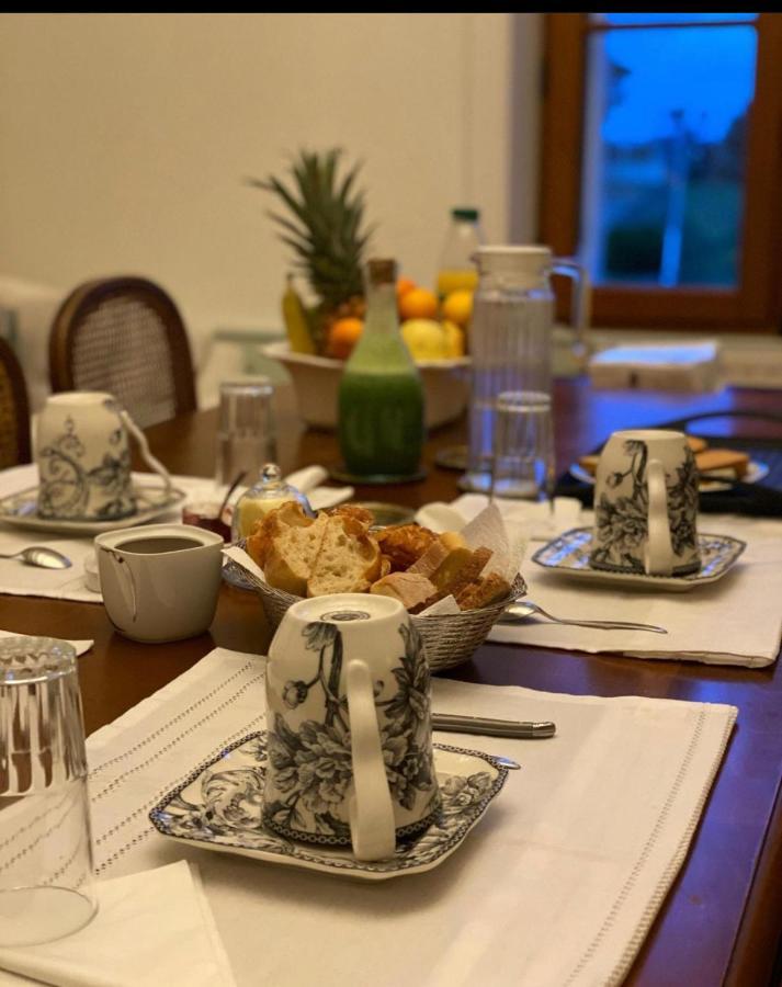 La Maladrie Bed & Breakfast Vouzailles ภายนอก รูปภาพ